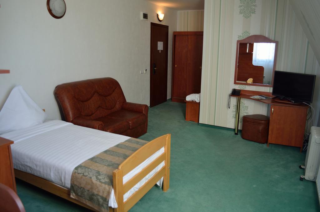 Hotel Rusu Petrosani Exterior photo